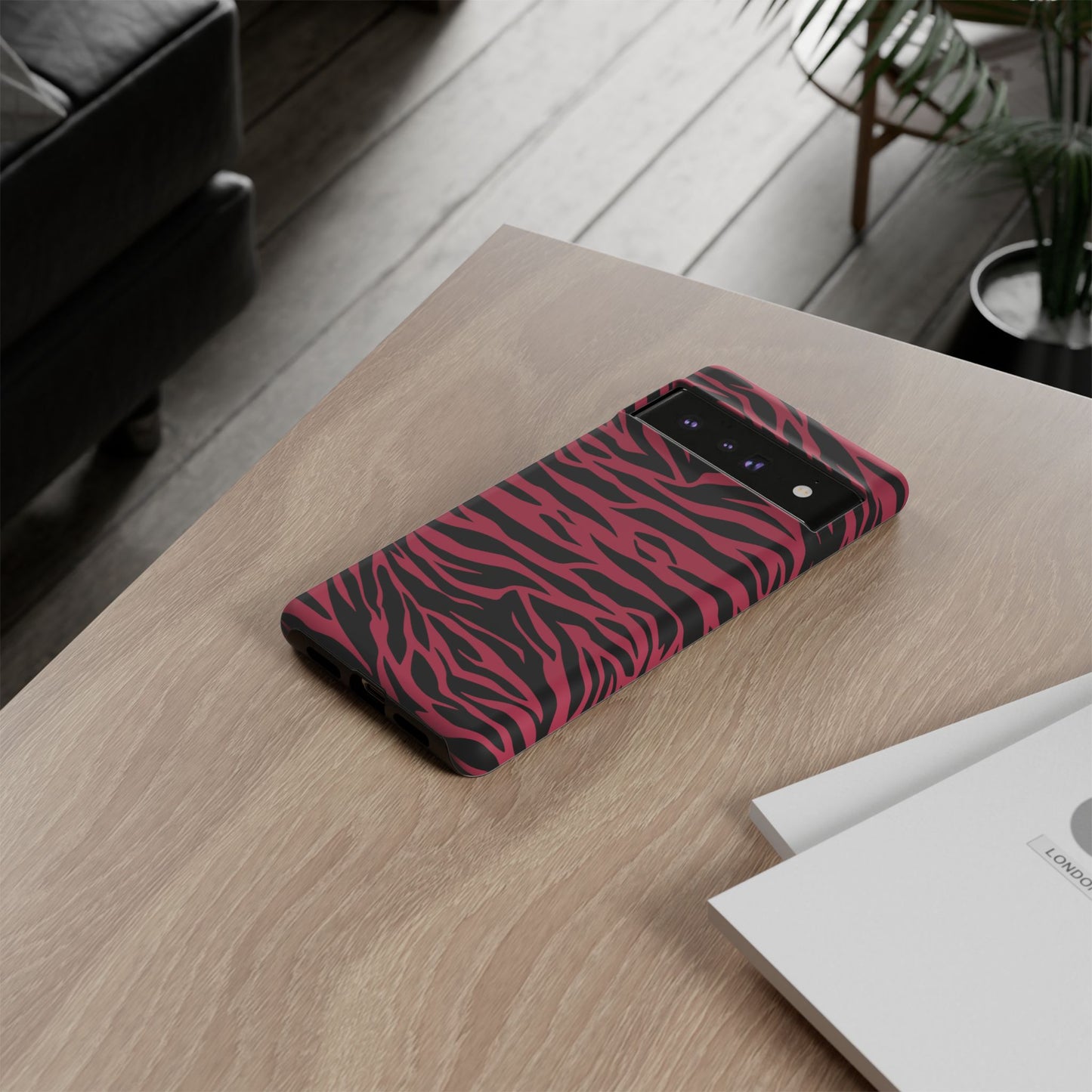 Magenta Wild Tiger Pattern Print Phone Case