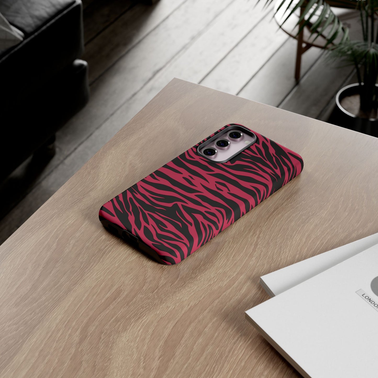 Magenta Wild Tiger Pattern Print Phone Case
