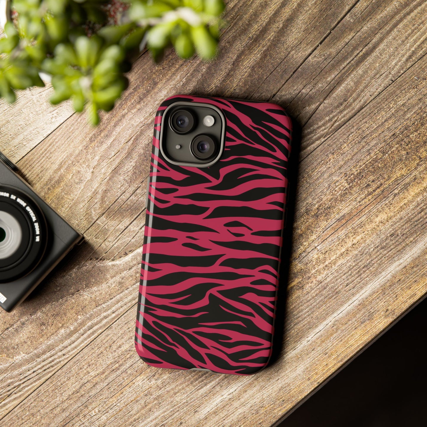 Magenta Wild Tiger Pattern Print Phone Case